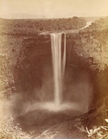 The Kaieteur Falls from opposite edge of the amphitheatre - about 500 yards distant